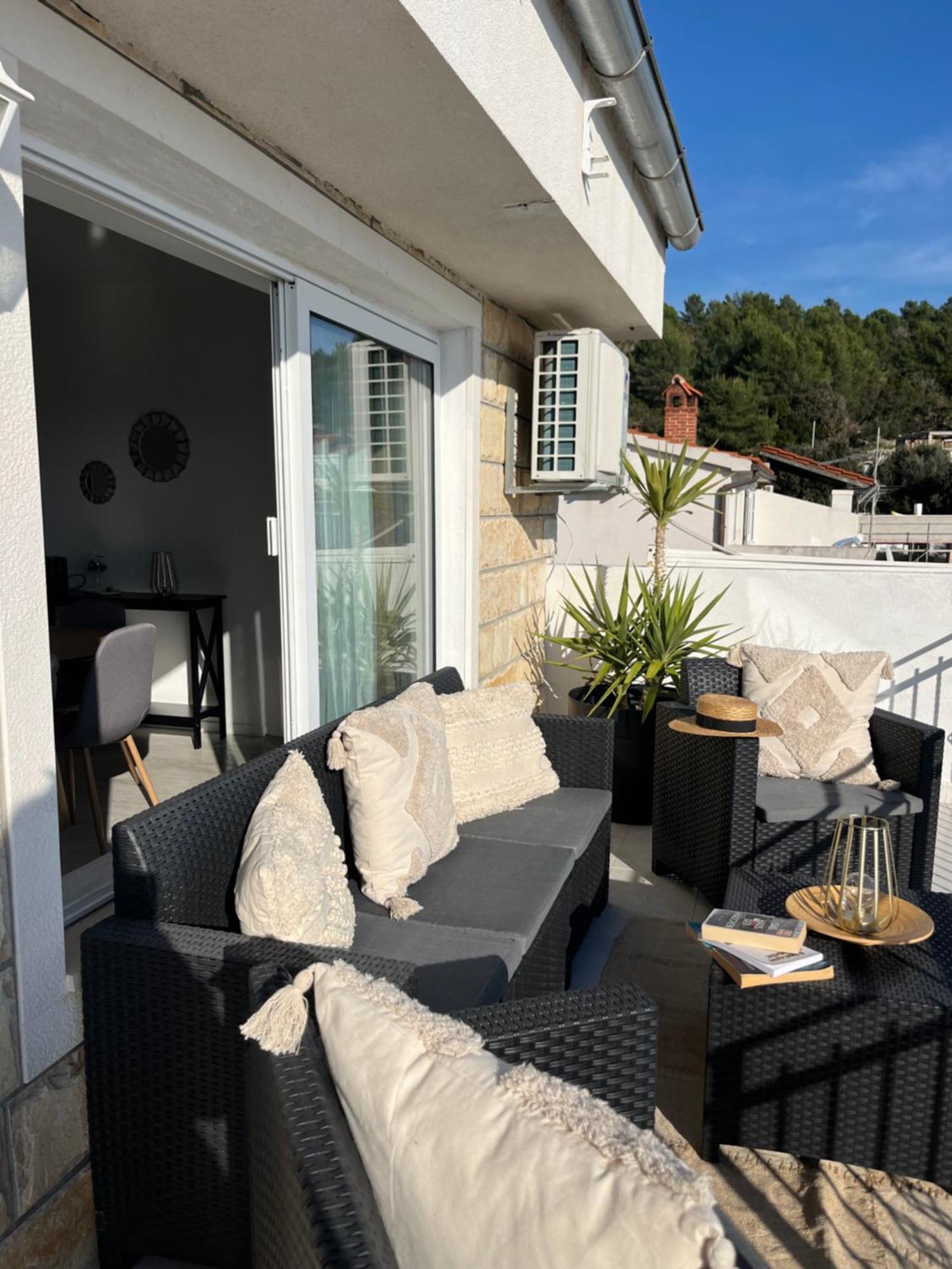 Apartments Tino Hvar Town Exterior photo
