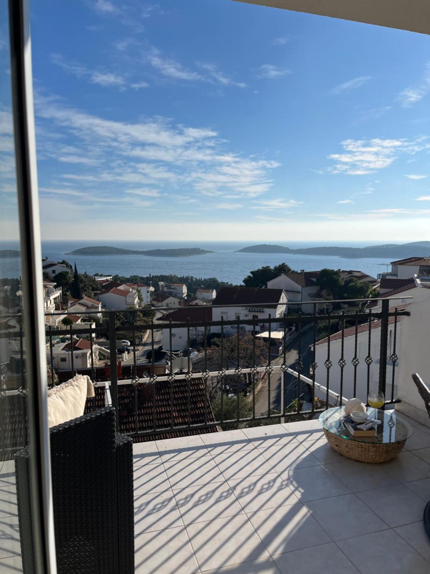Apartments Tino Hvar Town Exterior photo