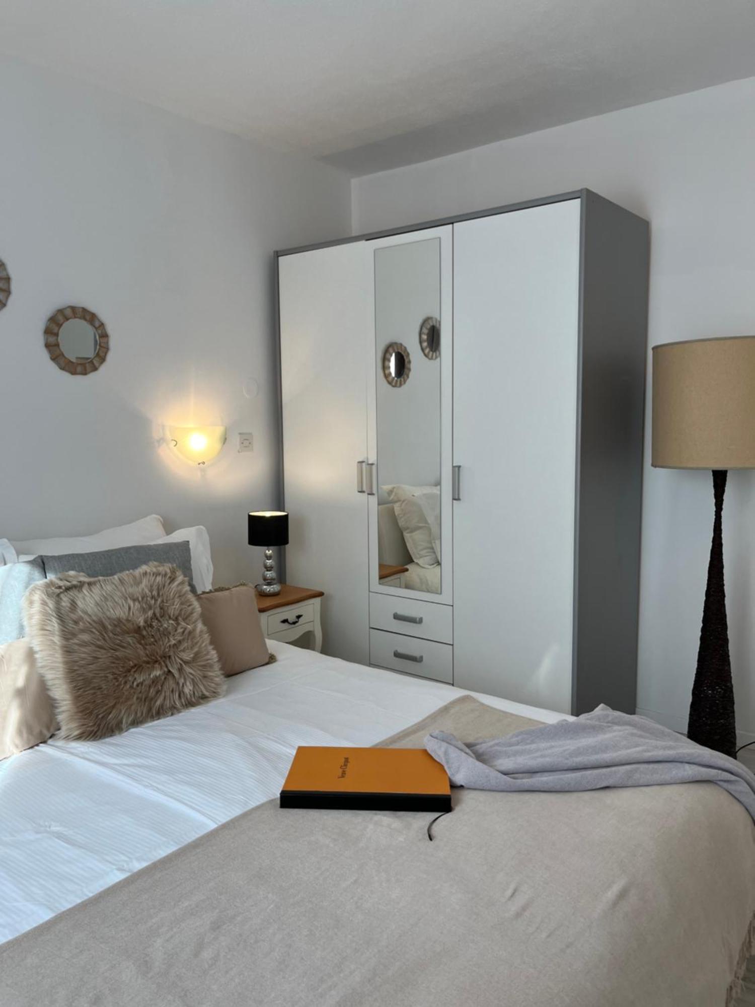 Apartments Tino Hvar Town Exterior photo