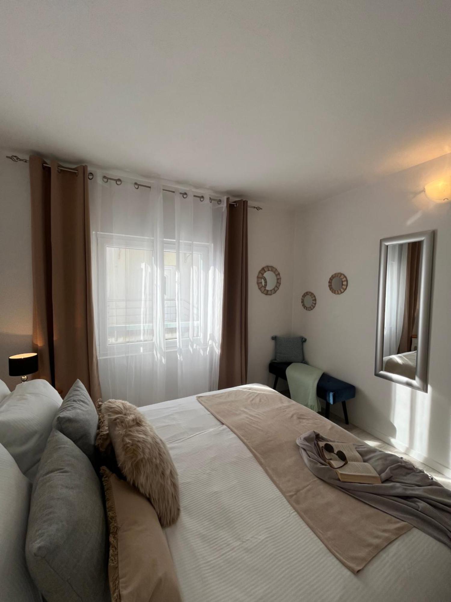 Apartments Tino Hvar Town Exterior photo