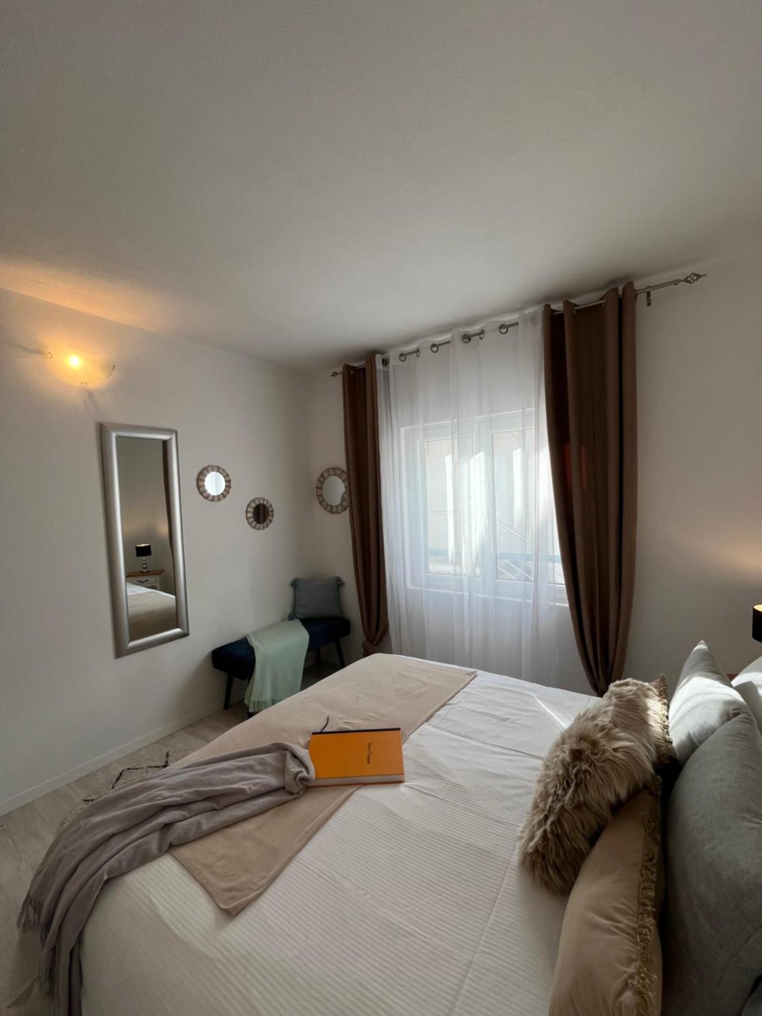 Apartments Tino Hvar Town Exterior photo