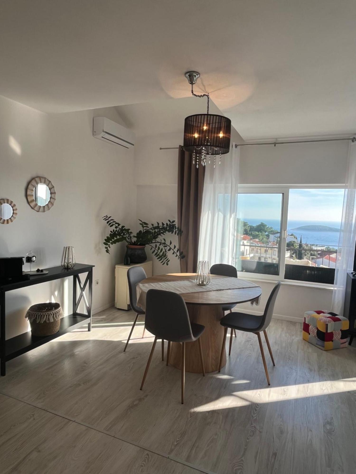 Apartments Tino Hvar Town Exterior photo