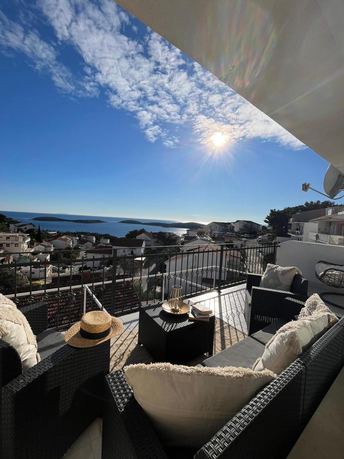 Apartments Tino Hvar Town Exterior photo